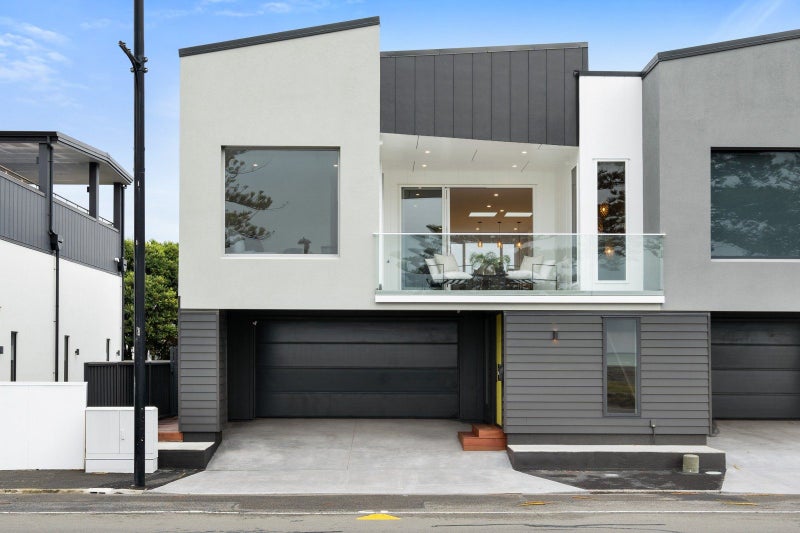 Image 1 of 21