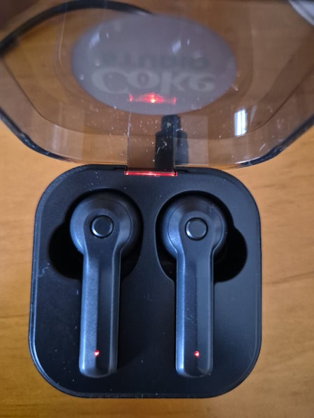 coke ear buds - new never used Carousel 3
