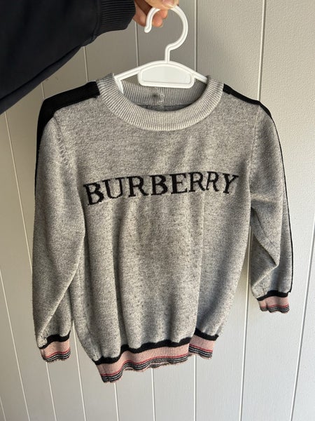 Burberry Kids Size 4/5 Carousel 1