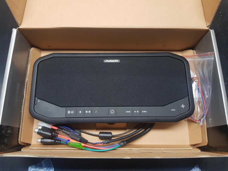 Fusion Panel Stereo - PS A302B Carousel 1