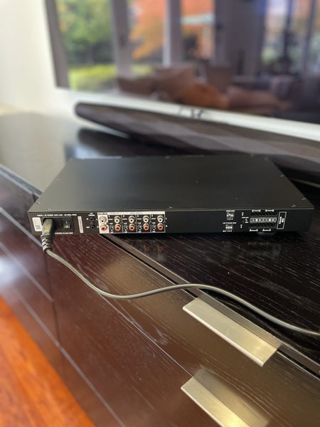 Triad 4-Zone/8-Channel Power Amplifier, 100 WPC @ 4 ohm Carousel 2