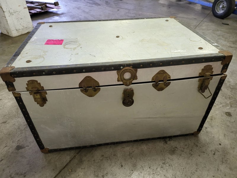 ANTIQUE ALUMINUIM STEAMERS TRUNK - 1000(L) x 670(W) x 570(H) - TS7319 Carousel 10