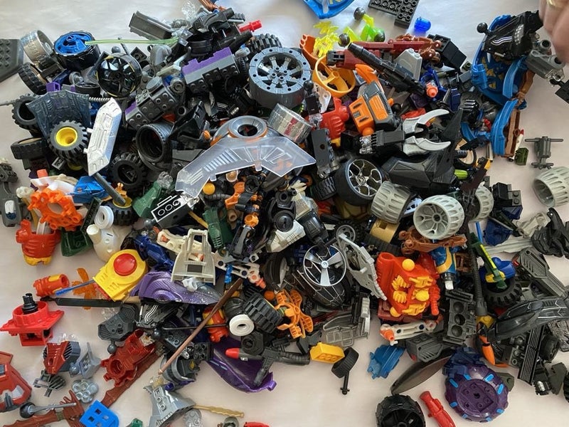 Huge amount of Mega Bloks Carousel 11