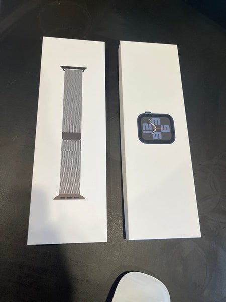 Apple Watch SE gen2 44mm gps + cellular Carousel 1