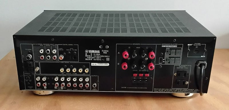 Yamaha AR receiver Model R-V905, 5.1ch, with new remote control. Carousel 2