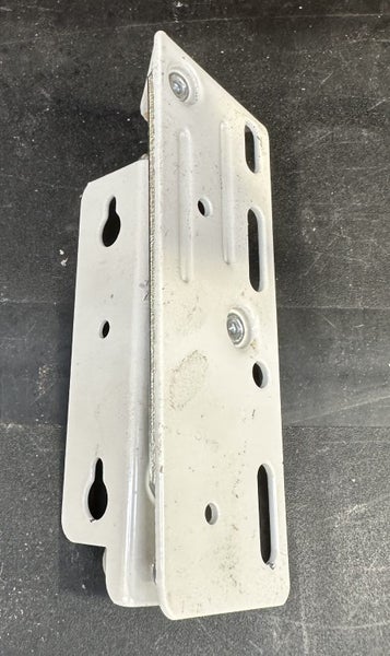 Bulk Steel Spring Hinges #1A - $1 Reserve (Aisle 14 - Shelf N) Carousel 4