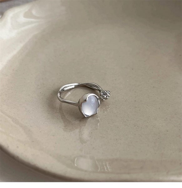 Oval Glow Adjustable Ring adjustable size Carousel 1