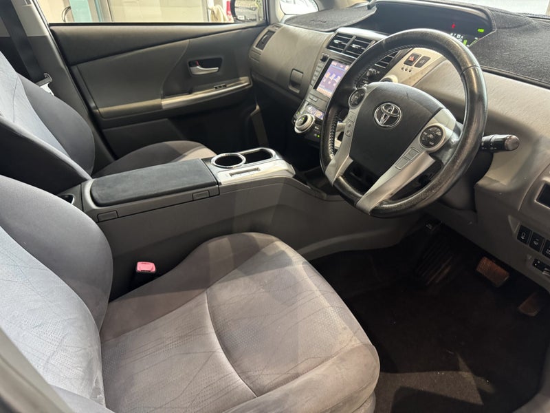 2012 Toyota Prius Alpha62866857063043111