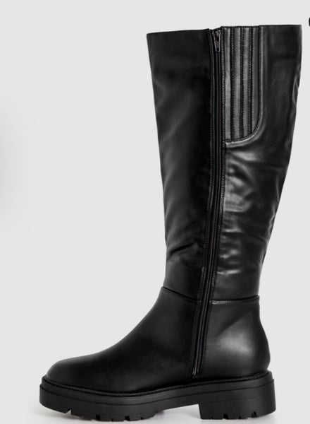 Ladies Black Knee Length Boots - Size 9 - 9.5 Carousel 2