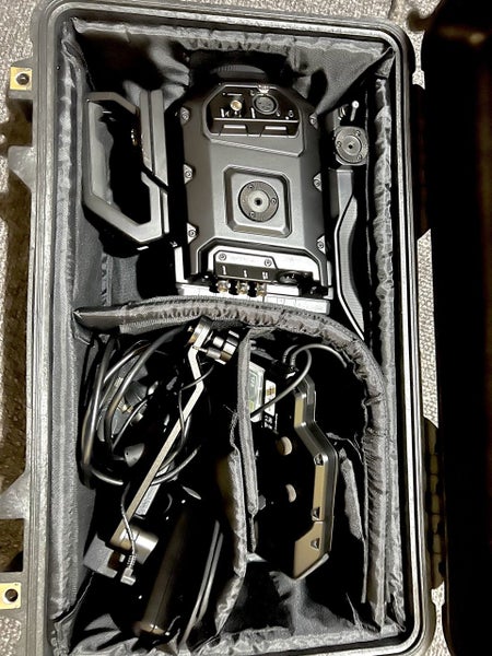 BlackMagic Ursa 4.6K EF with V-mount, shoulder mount Carousel 4