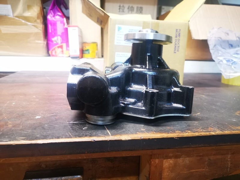 Water Pump for Komatsu PC60-8 with 4D95 engine PDW2037 part no: 6205-61-1202 Carousel 8