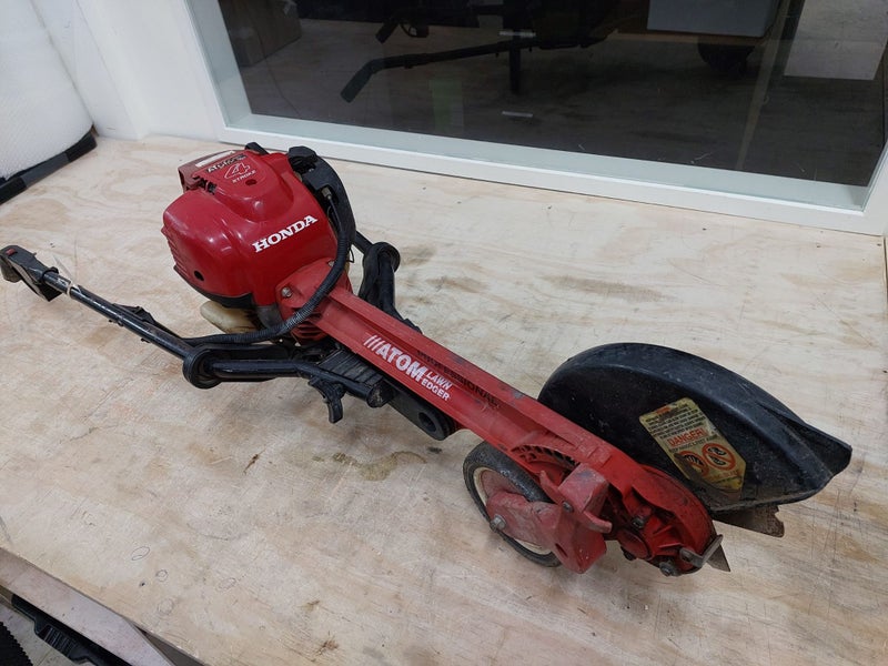ATOM Professional 506 Lawn Edger Carousel 1