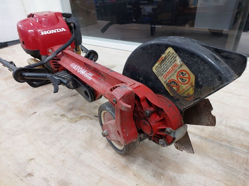 ATOM Professional 506 Lawn Edger Carousel 2