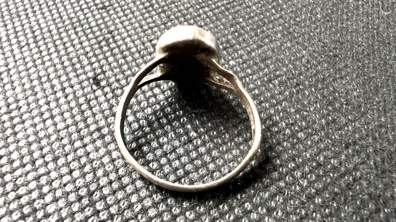 Vintage New Zealand Sterling Silver & Oval Paua Shell Ring - Lot E309 Carousel 2