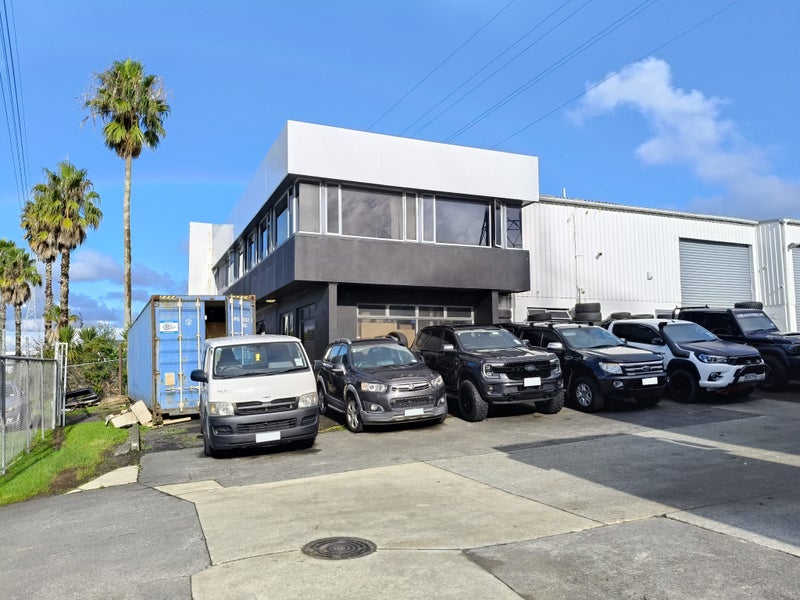 Image 1 of 10