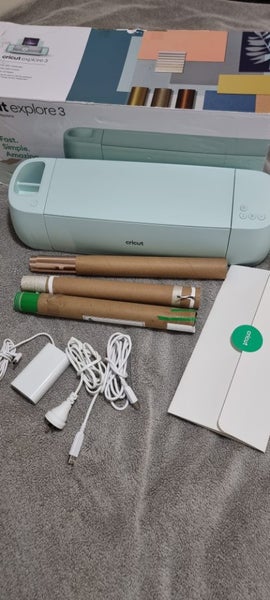 Cricut Explore 3 Machine Carousel 1