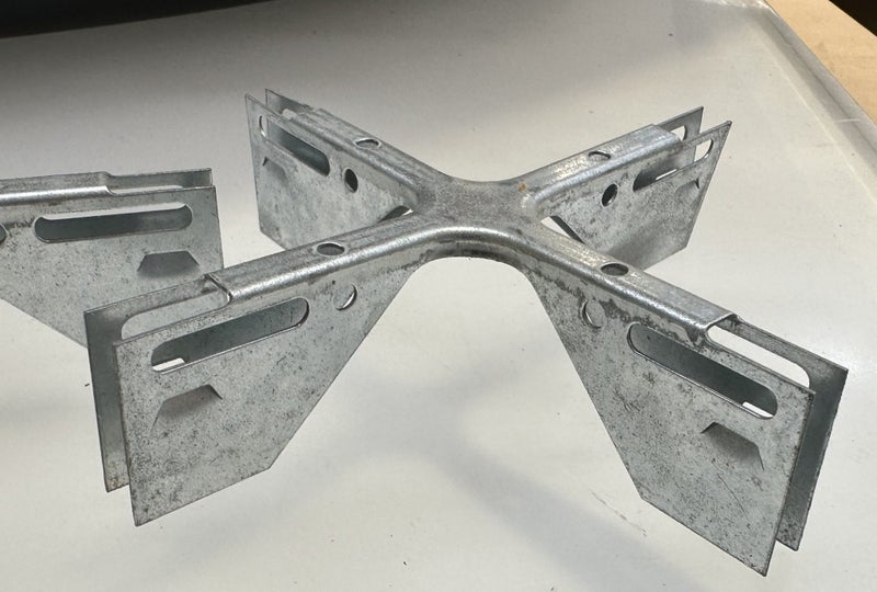 USG DONN Four-Way Seismic Separation Joint Clip DH4 x 10 Pack - $1 Res (Box F) Carousel 2