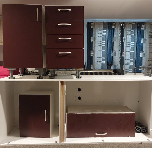Kitchen Cabinets x 5 Carousel 1