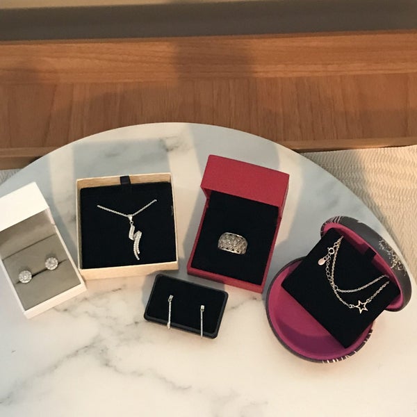 $$1-00 ** STERLING SILVER BLING $$1-00 Reserve ** Special Mothers Day *** Carousel 2