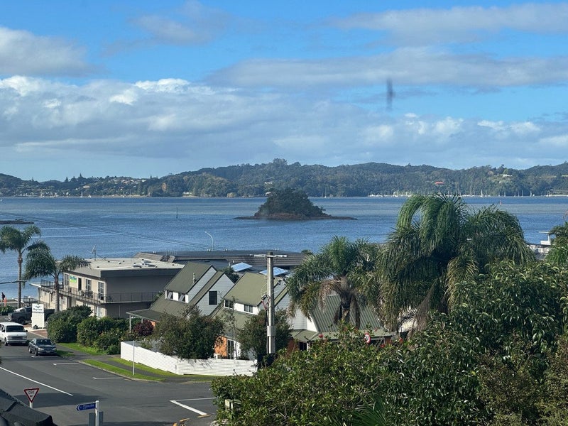 Image 1 of 25