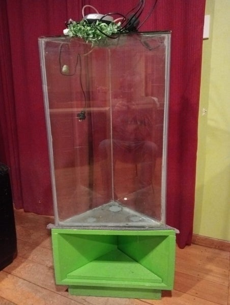 Aquarium/ Fish Tank and accessories Carousel 6