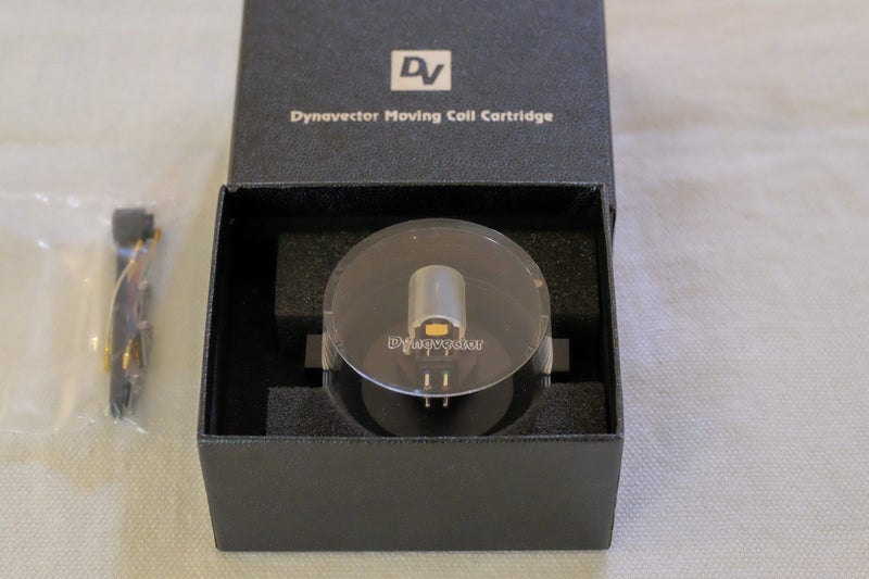 Dynavector DV-20X2L Moving Coil Cartridge Carousel 1