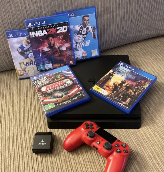 PS4 Slim Bundle + Tons of Games+ Controller + Extra… (Brilliant Condition) Carousel 1