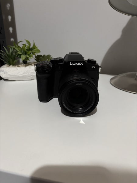 Panasonic Lumix G85 Bundle Carousel 2