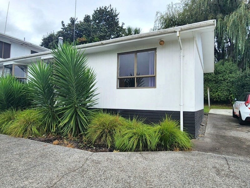 Image 1 of 9