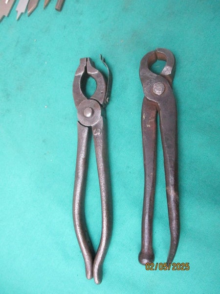 TOOLS $2-RES Carousel 1