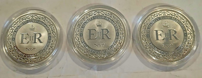 Queen Elizabeth 11 memorial coins 1926-2022. X3 Carousel 2