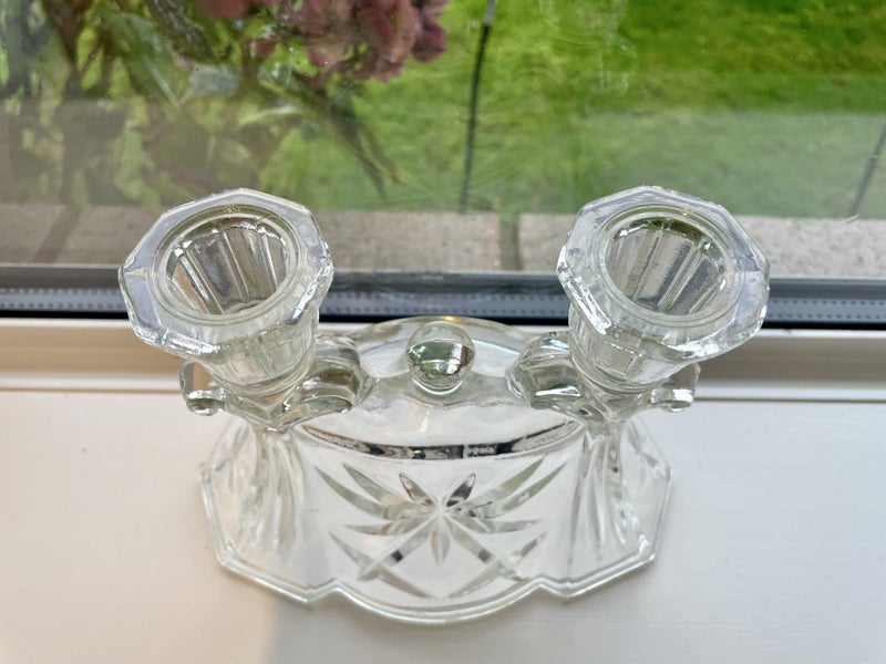 A stunning vintage ANCHOR HOCKING centrepiece/ candlestick Carousel 4