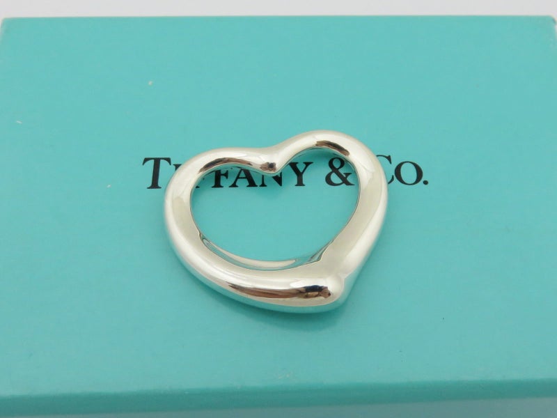 TIFFANY & CO Sterling Silver Large Open Heart Pendant Charm Carousel 1