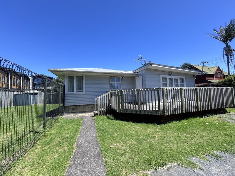 Image 1 of 18