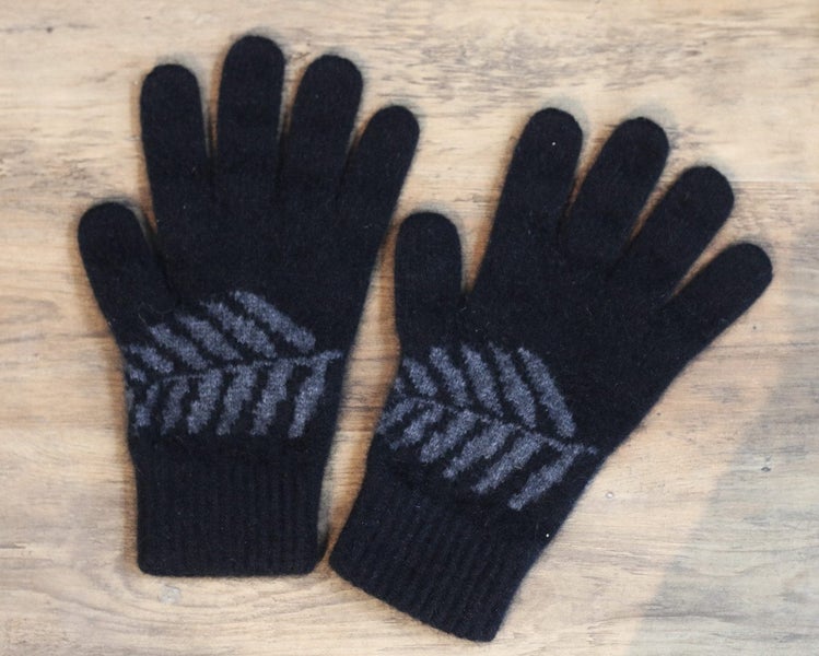 LOT Possum Merino Fern Gloves Carousel 2