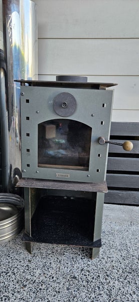 Cast Iron Woodburner - Warmington Studio Stove Carousel 1