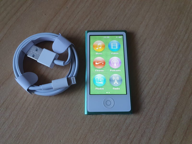 iPod Nano 7th Gen 16gb Carousel 1
