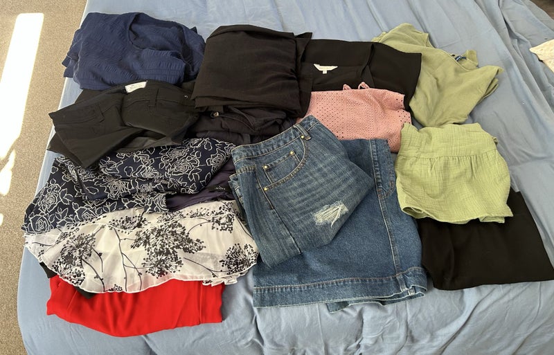 NEVER WORN - Ladies 16-18 dresses, skirts, tops & jeans Carousel 1