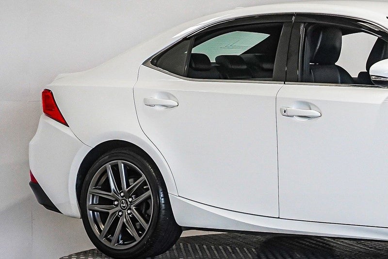 2014 Lexus IS 250 F Sport Leather / Cruise / Re...62863267019011114