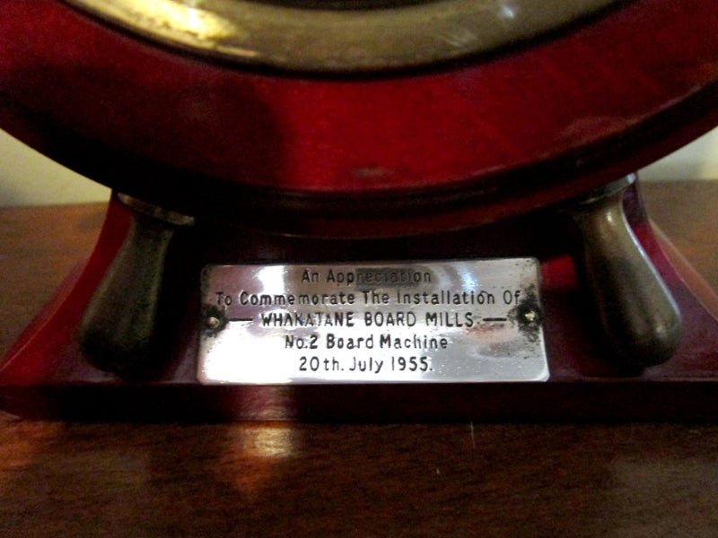 *** EXCEPTIONALLY LOVELY VINTAGE SHIPS WHEEL BAROMETER *** Carousel 3