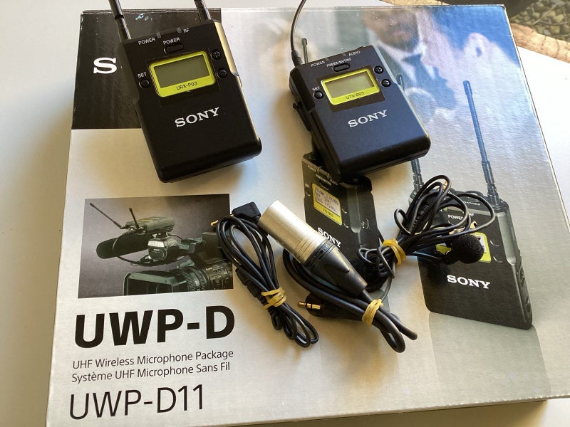 Sony UWP D11 radio UHF mic system Carousel 2