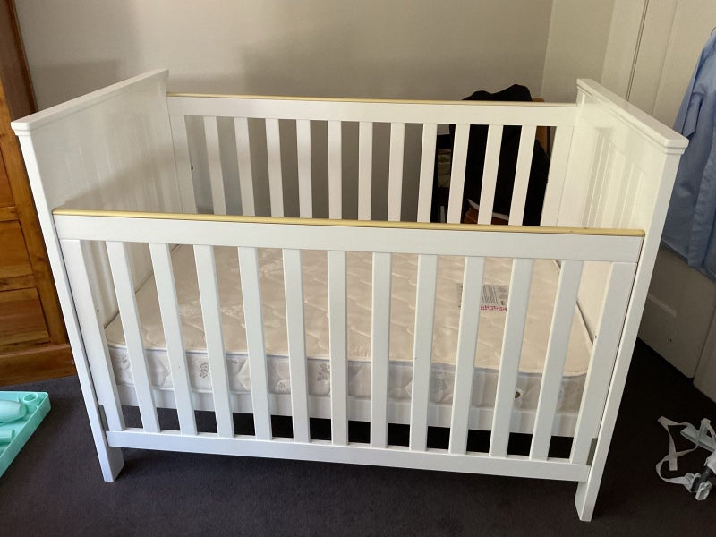 Grotime Cot Carousel 2