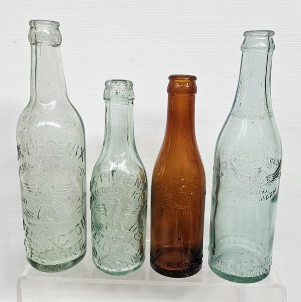 4 x The Phoenix Wellington & Petone crown top bottles Carousel 1