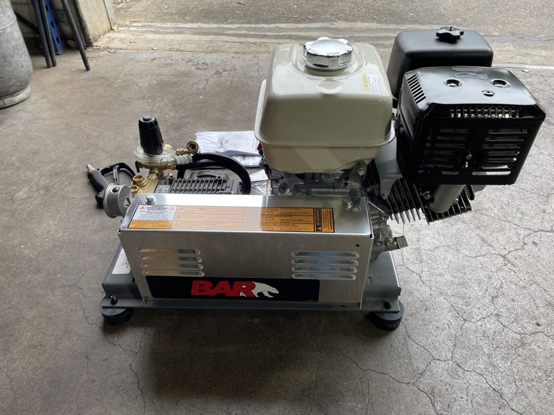 3000psi Belt Drive Pressure Washer (Honda GX390/Comet Pump) Carousel 2