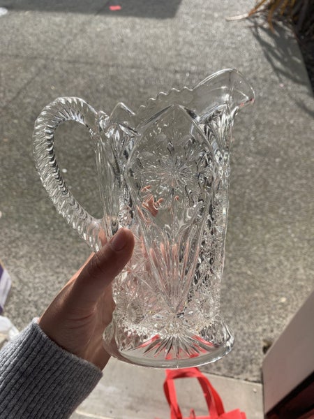 Glass jug Carousel 1
