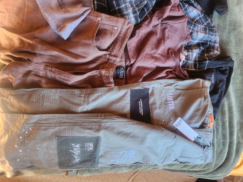 Womans Clothing size small /8 Carousel 5