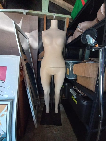 Plus Size mannequin Fibre glass torso & legs on heavy duty stand Carousel 1