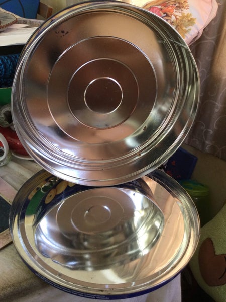 ROUND BISCUIT TIN DANISH HARMONY Carousel 6