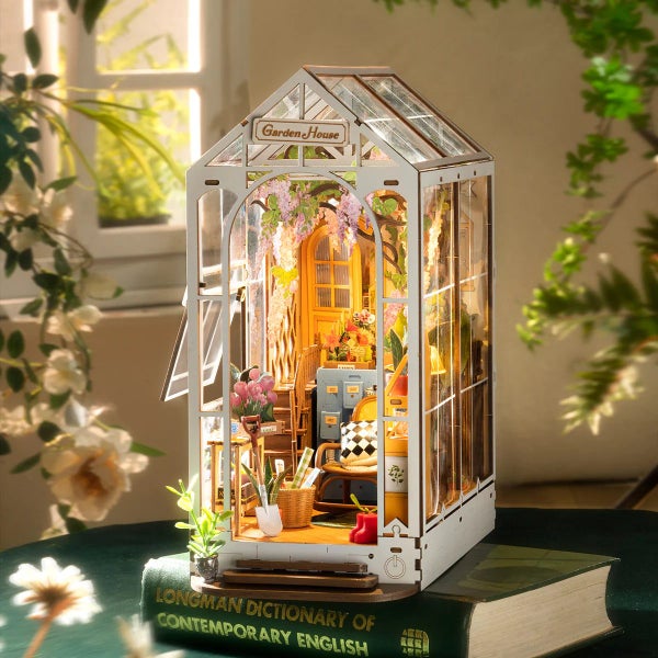 Robotime Rolife Holiday Garden House DIY Book Nook Shelf Insert TGB06 Carousel 2