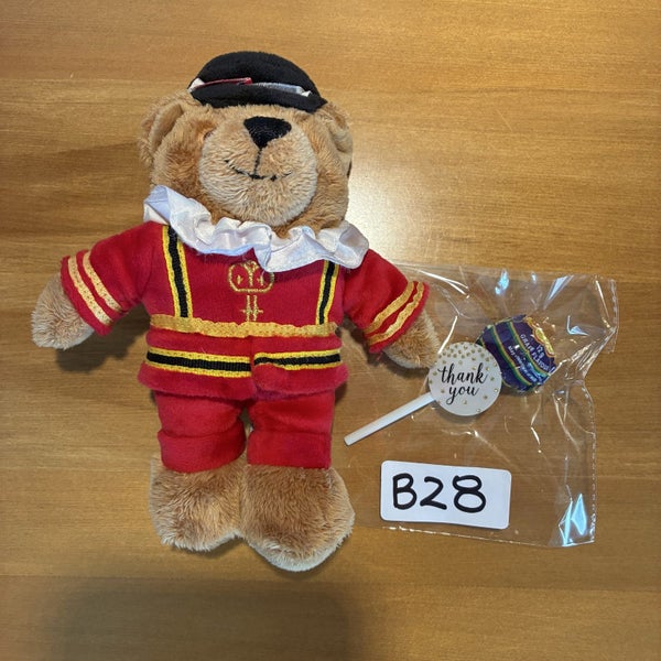 Harrods Beefeater Teddy Bear 7" Knightbridge Royal London Bean Toy (B28) Carousel 8